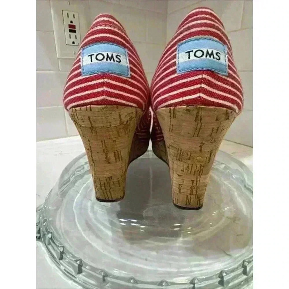 Women's Toms Heels Slip-on Wedges Peep Toe Canvas Red/White Stripes Size 6 - Picture 6 of 15